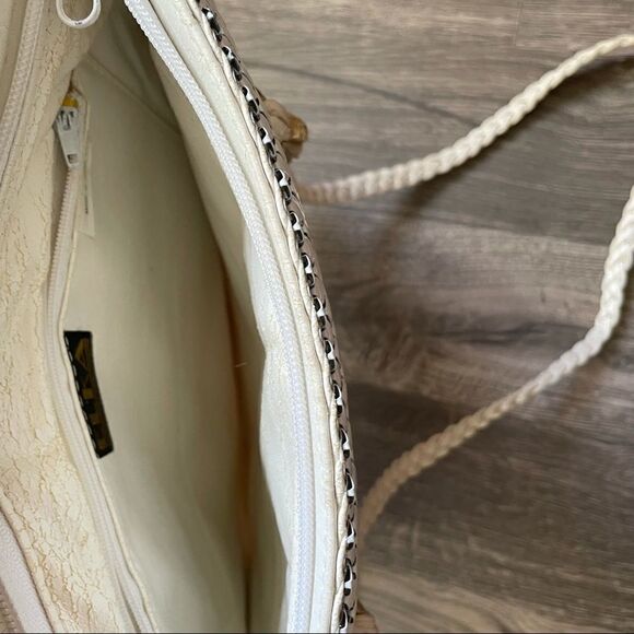 Vintage White Alumesh Rope strap Purse Bag - Picture 12 of 14